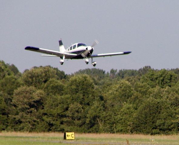 Piper Cherokee (N56417)