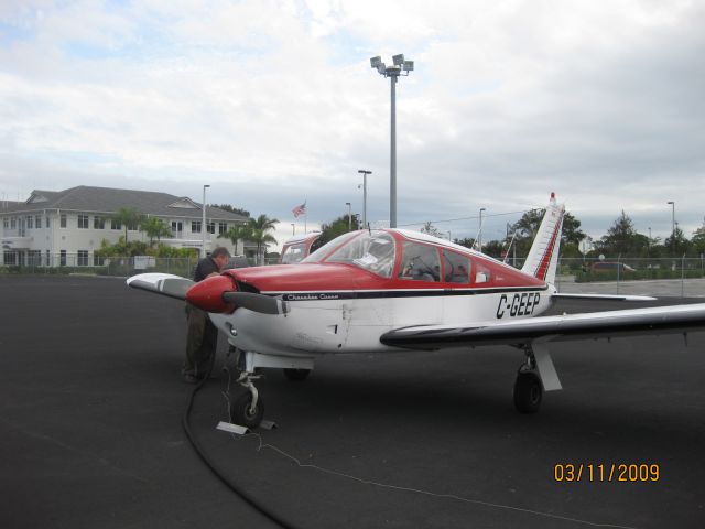 Piper Cherokee Arrow (C-GEEP) - Parked