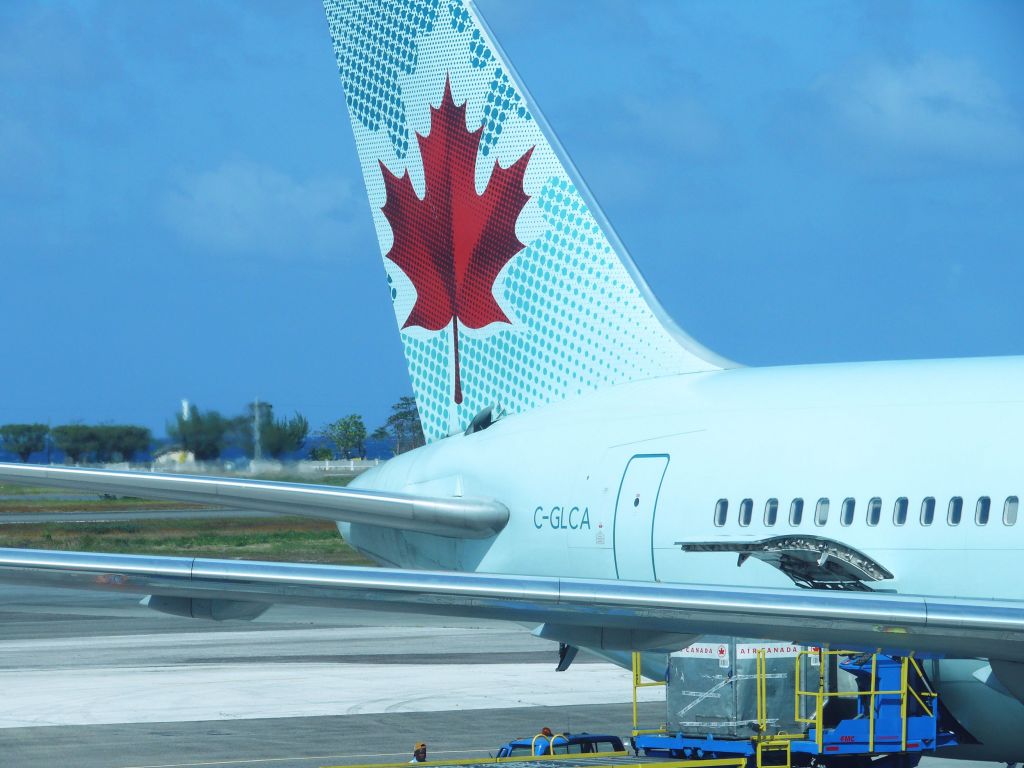 BOEING 767-300 (C-GLCA) - Montego Bay Sangster - Jamaica - January 13, 2011