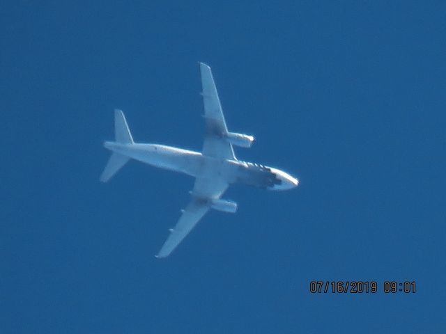 Airbus A319 (N523NK)