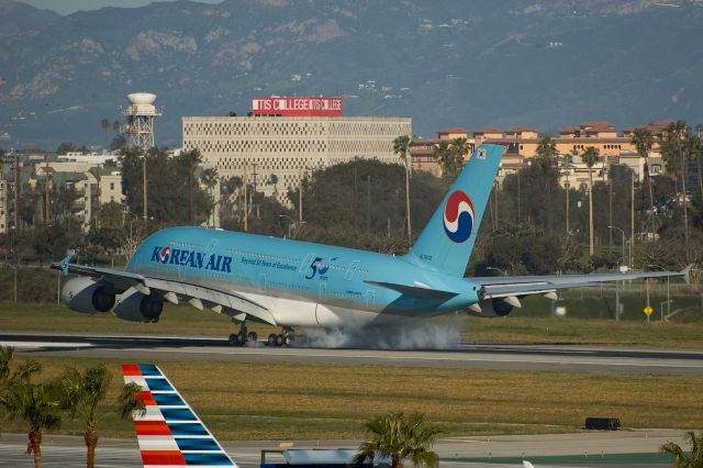 Airbus A380-800 (HL7612) - Korean heavy touches down on 24R, March 13, 2018