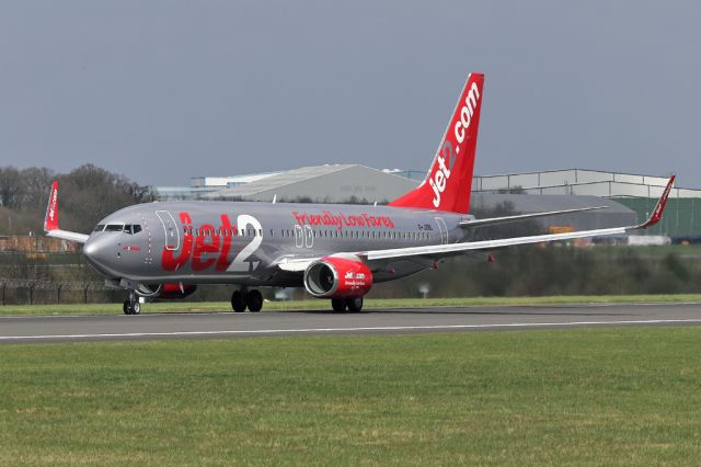 Boeing 737-800 (G-JZBL) - EXS909 departing to Fuerteventura on a sunny afternoon.  G-JZBL was only delivered to Jet2 a couple of week earlier.