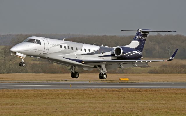 Embraer ERJ-135 (G-IRSH)