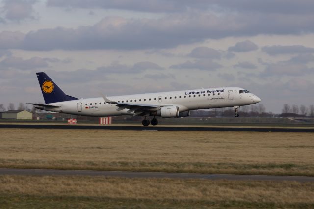 BOEING 737-300 (D-AEBA) - Embraer ERJ190