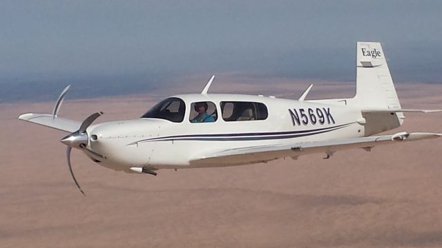 Mooney M-20 (N569K)