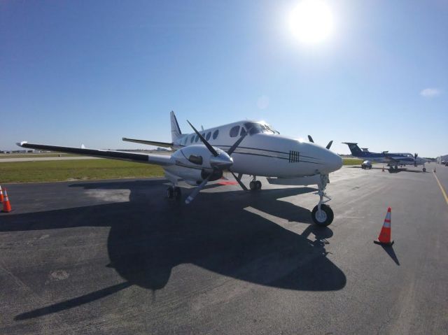 Beechcraft King Air 100 (N91RK)