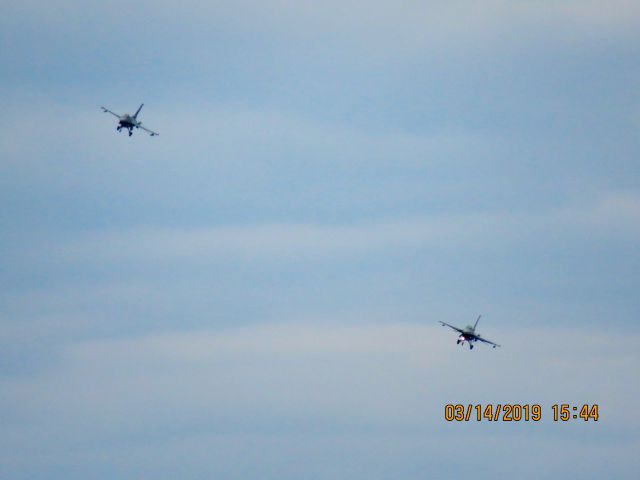 Lockheed F-16 Fighting Falcon (89-2040)