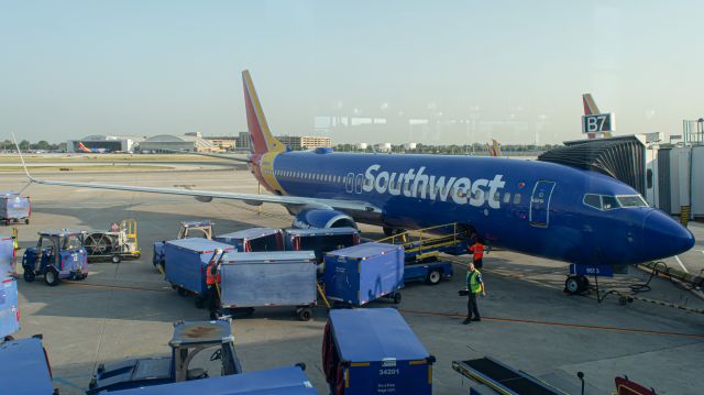 Boeing 737-800 (N8653A) - 6/22/23 Before painting as California One.