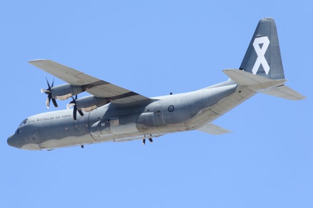 Lockheed C-130 Hercules (A97464) - RAAF, C130J, departs YBTL.