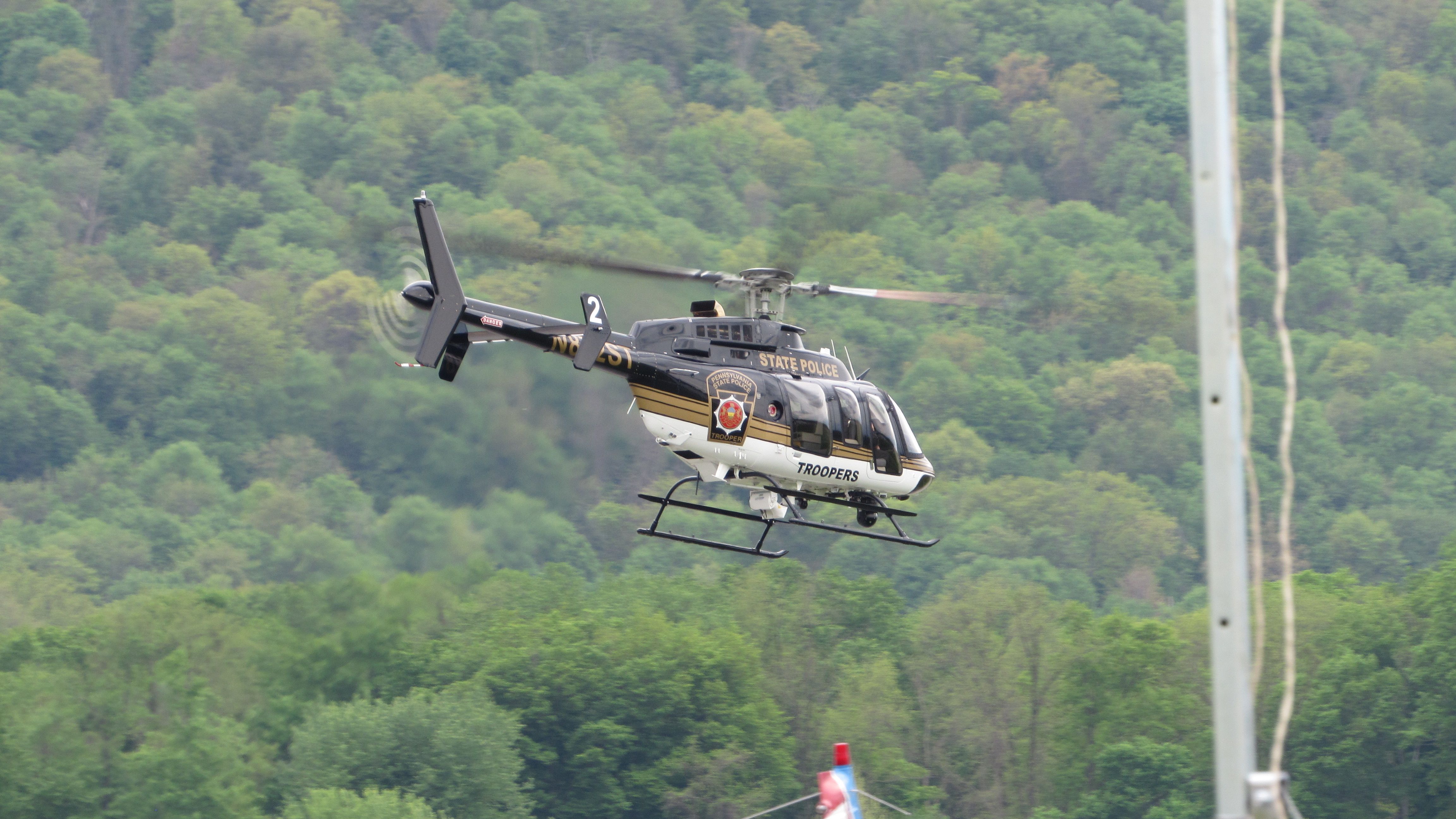 Bell 407 (N872ST)