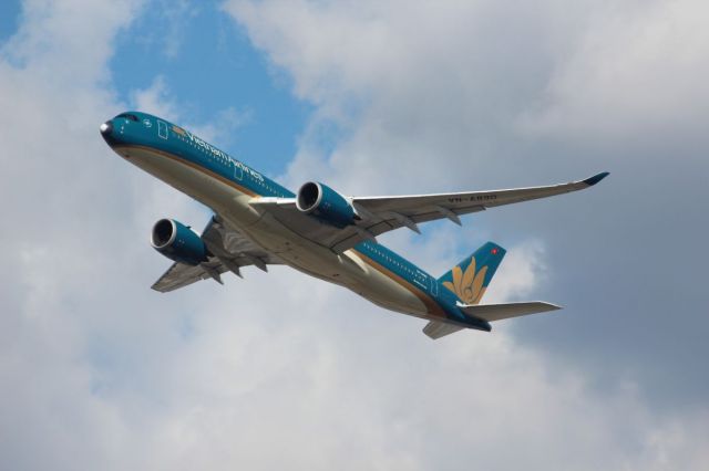 Airbus A350-900 (VN-A890)