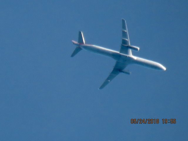 Airbus A321 (N510UW)