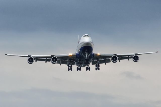 Boeing 747-400 (G-BYGA)