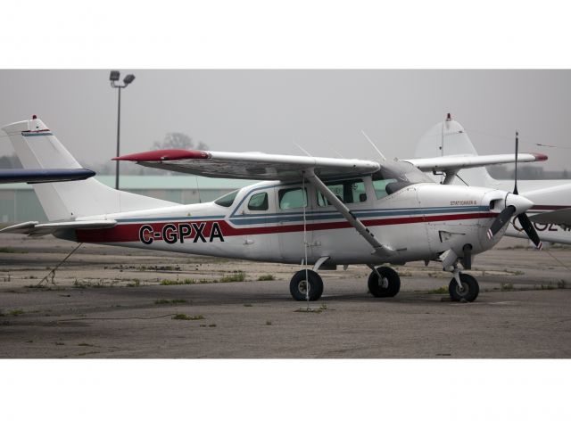 Cessna 206 Stationair (C-GPXA)