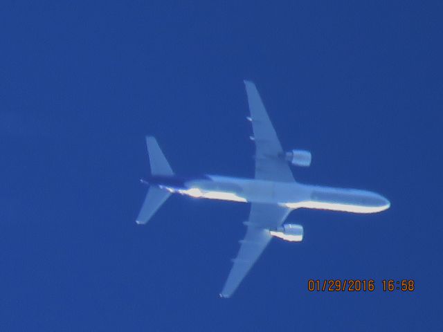 Boeing 757-200 (N990FD)