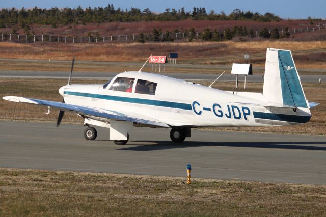 Mooney M-20 (C-GJDP) - Privée, 04/05/2024.