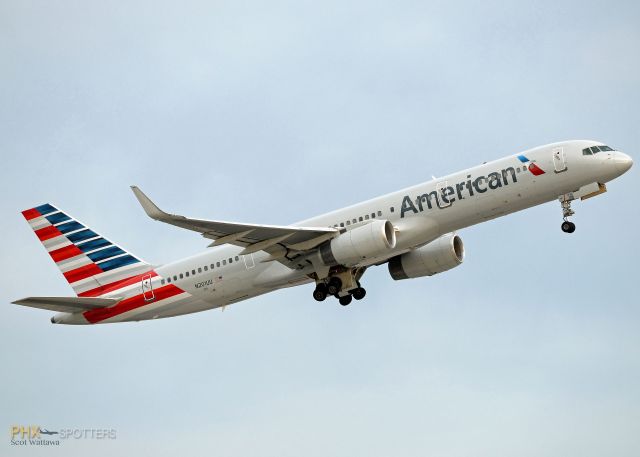 Boeing 757-200 (N201UW)
