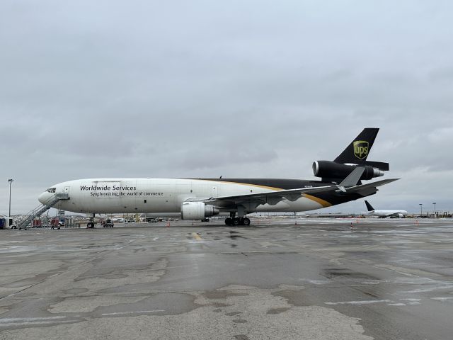 Boeing MD-11 (N284UP)