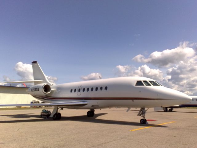 Dassault Falcon 2000 (N258QS)