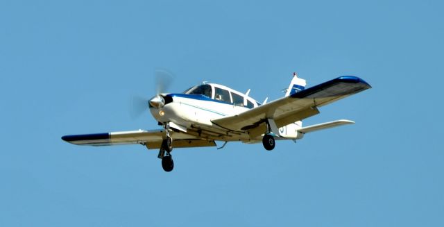 Piper Arrow 4 (N3705T)