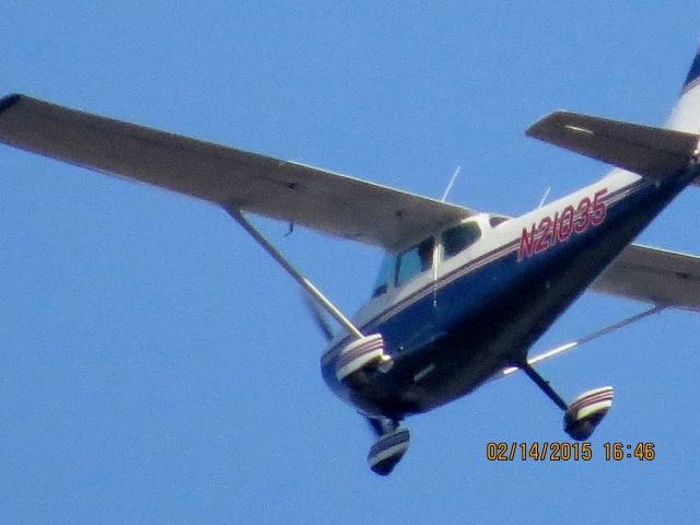 Cessna Skyhawk (N21035)