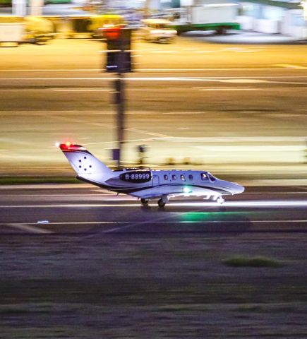 Cessna Citation M2 (B-88999)