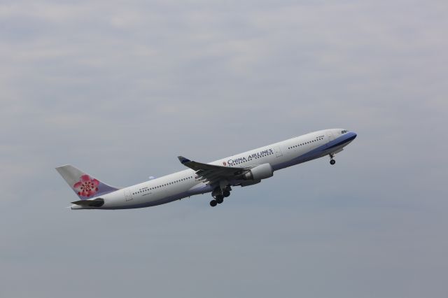 Airbus A330-300 (B-18308)