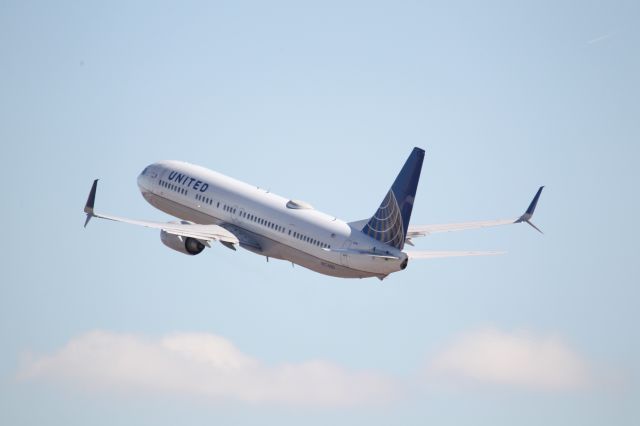 Boeing 737-900 (N77430)