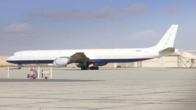 McDonnell Douglas DC-8-70 (N873SJ)