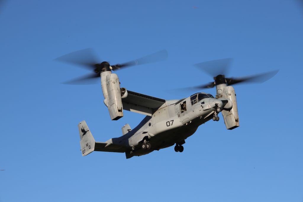 — — - V22 Osprey US Marines to Cannes , France