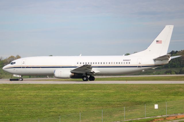 BOEING 737-400 (N990ST)