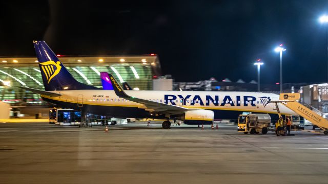 Boeing 737-800 (SP-RKK)