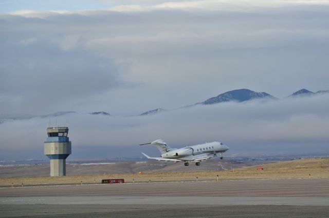 Canadair Challenger 350 — - right time right place