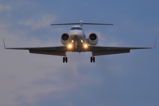 Gulfstream Aerospace Gulfstream IV (B-8091) - SS1/250 f6.3 ISO250 400.0mm