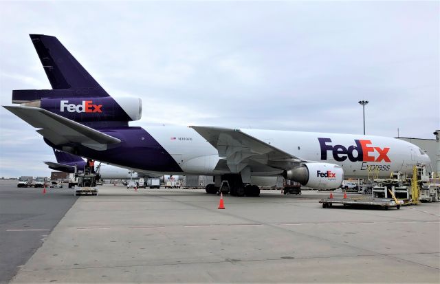 McDonnell Douglas DC-10 (N383FE) - EX N1817U -UA DC10 delivered in 1973