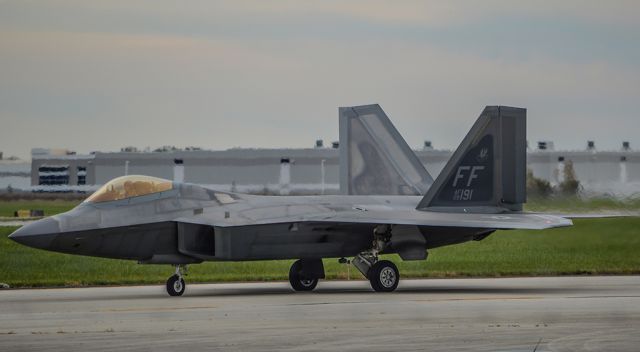 Lockheed F-22 Raptor (09-4191) - One of 32 F-22s that took shelter at Rickenbacker to avoid damage from Hurricane Matthew. Seen here taxiing out to go back home to Langley AFB.