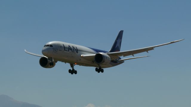 CC-BBA — - SPOTTER JULIO VILLARROEL MAUNAbr /FOTO TOMADA EN AEROPUERTO ARTURO MERINO BENITEZ, SANTIAGO DE CHILE