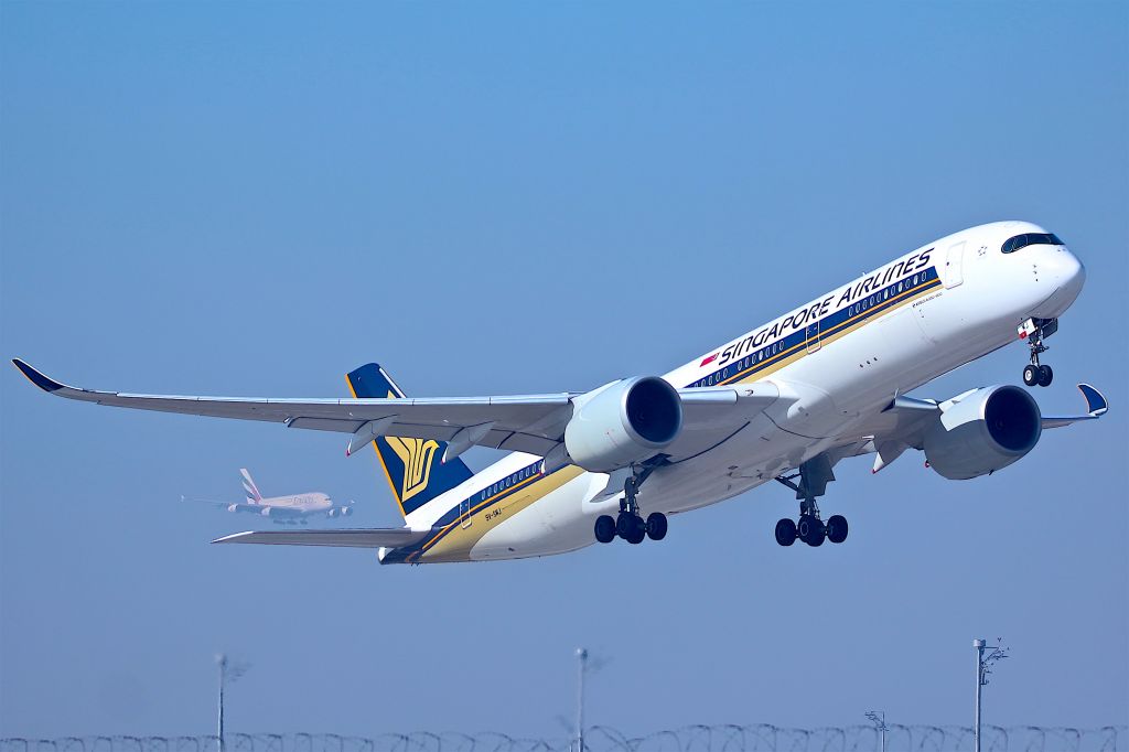 Airbus A350-900 (9V-SMJ)
