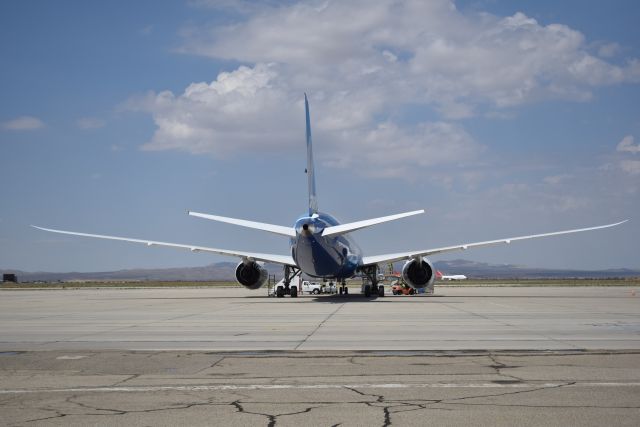 BOEING 787-10 Dreamliner (N528ZC) - 9/11/2017: Boeings new Boeing 787-10 (N528ZC) at Victorville. 