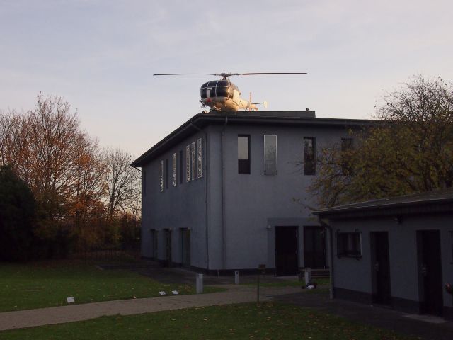 V281 — - ex.SwissAF