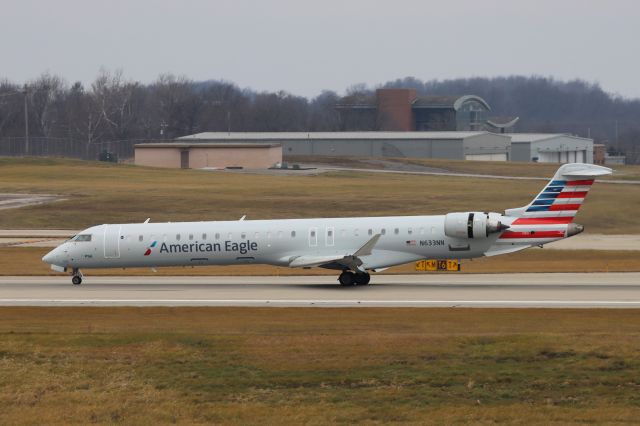 Canadair Regional Jet CRJ-900 (N633NN)