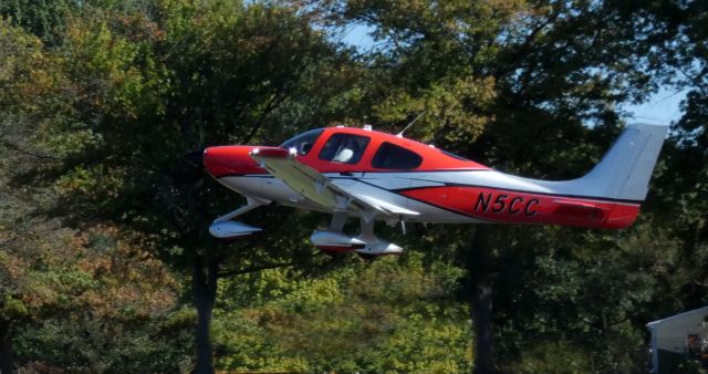 Cirrus SR-22 (N5CC) - Shortly after departure is this 2018 Cirrus SR-22T from the Summer of 2020.