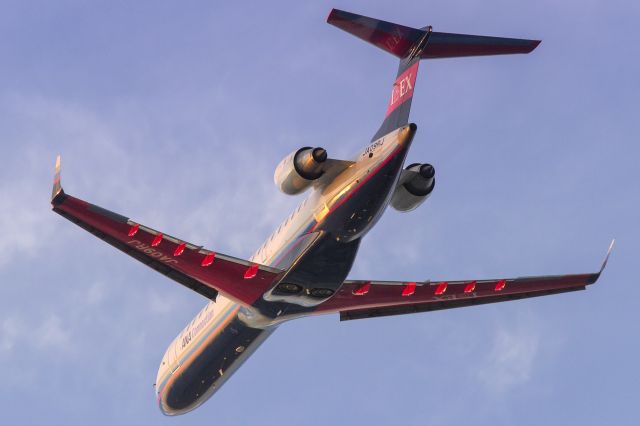 Canadair Regional Jet CRJ-700 (JA09RJ)