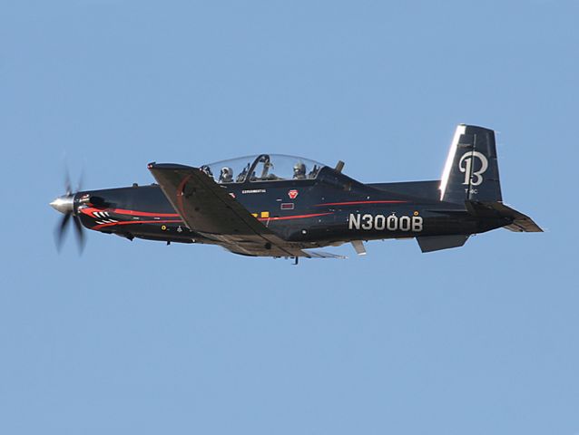 Raytheon Texan 2 (N3000B)