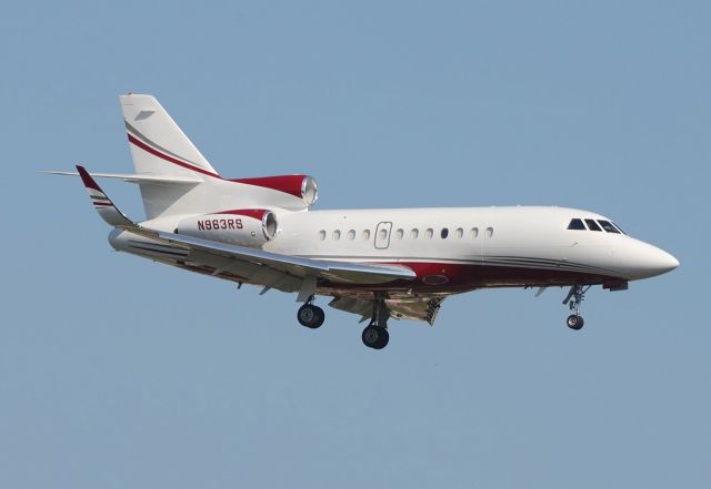 Dassault Falcon 900 (N963RS)