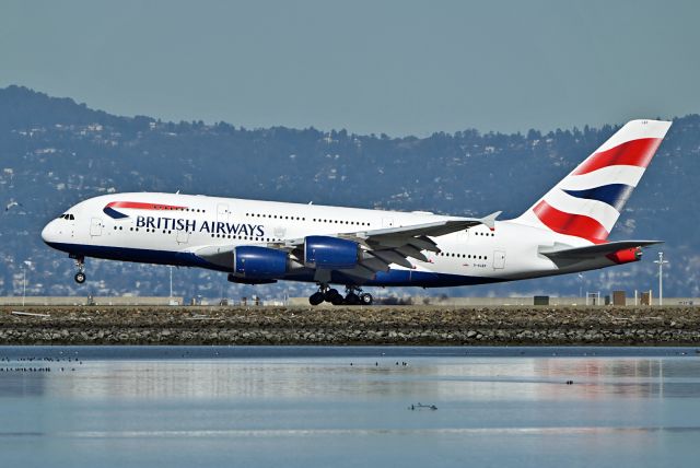 Airbus A380-800 (G-XLEF)