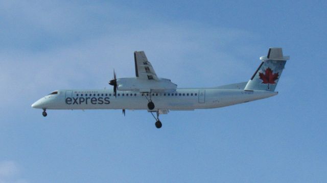 de Havilland Dash 8-400 (C-FSRY)