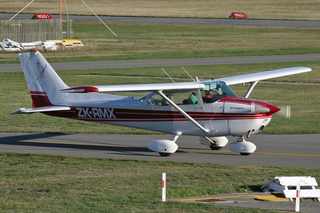 Cessna Skyhawk (ZK-RMX)
