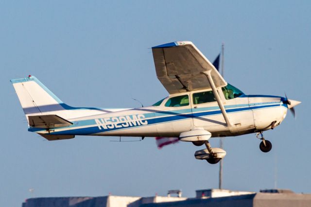 Cessna Skyhawk (N529MC)