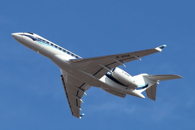 Bombardier Global Express (M-ARVA) - 22/11/2020: Climb after T/O from runway 26. A flight to OSL/ENGM.